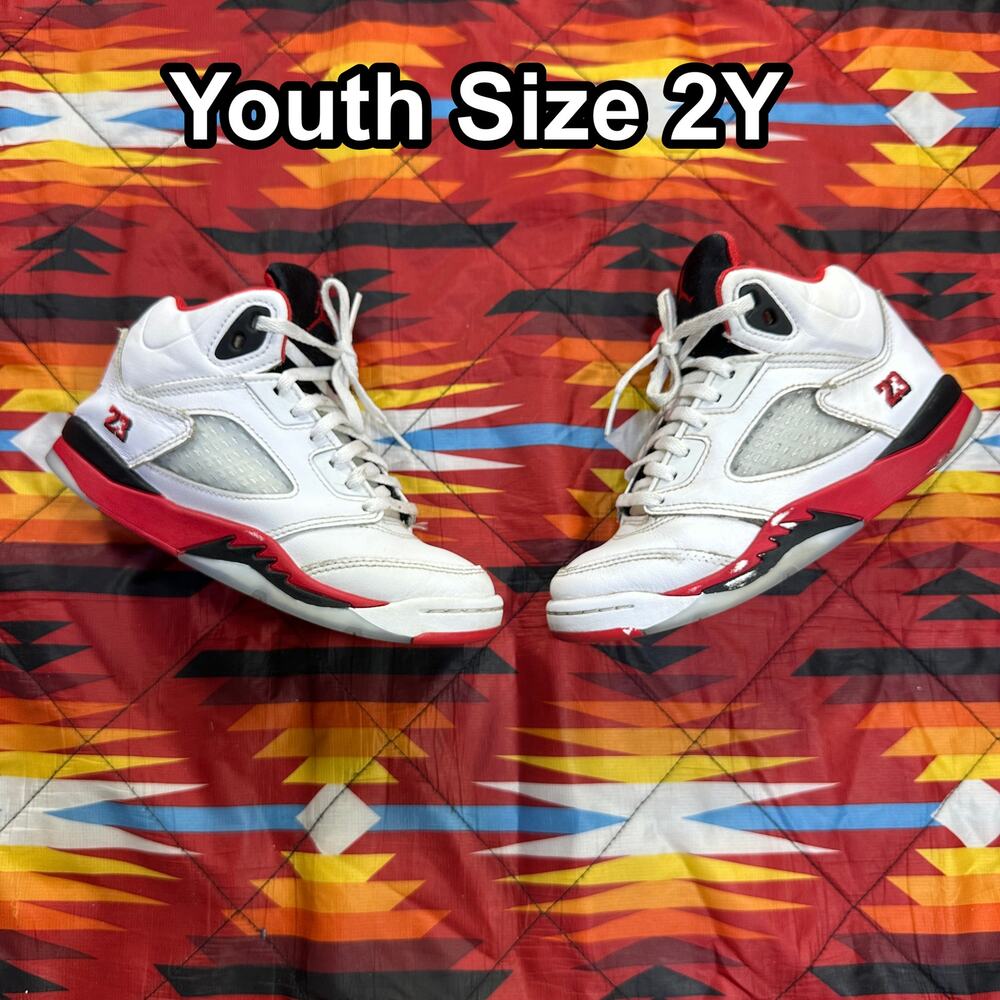 Nike Air Jordan 5 Retro Fire Red Black Tongue Youth Size 2Y HQ7979-101